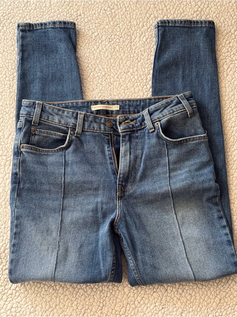 Levi's 721 Vintage High Rise Skinny jeans in Faded Blue Wash